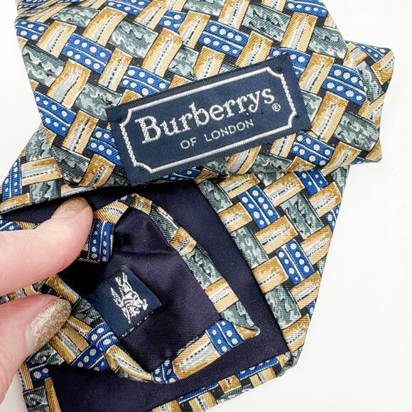 Burberry Burberrys vintage 100% silk woven pattern tie 4” w - Picture 3 of 5